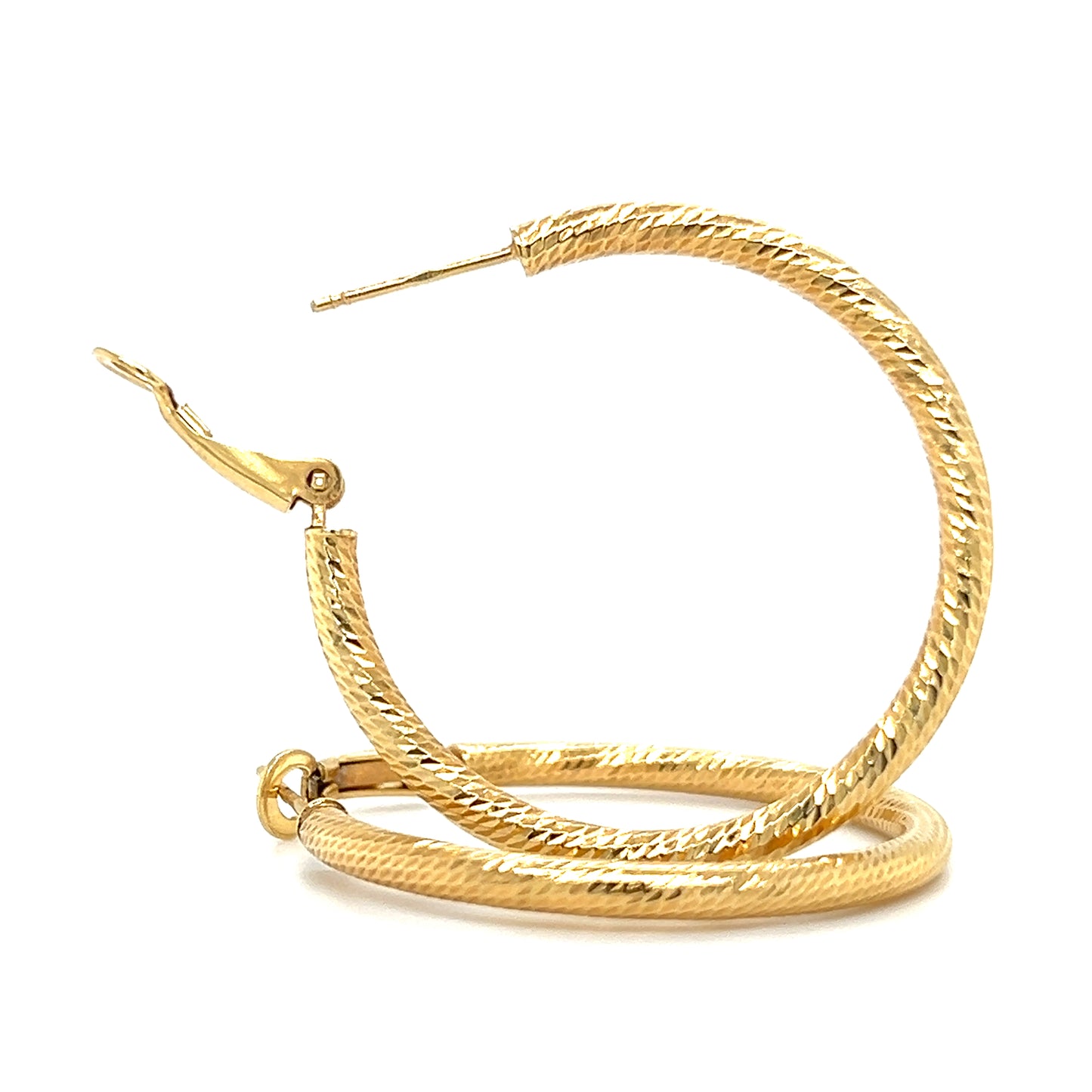 Round Hoop 30mm Earrings with Diamond-cut Finish in 10K Yellow Gold Open Clasp View