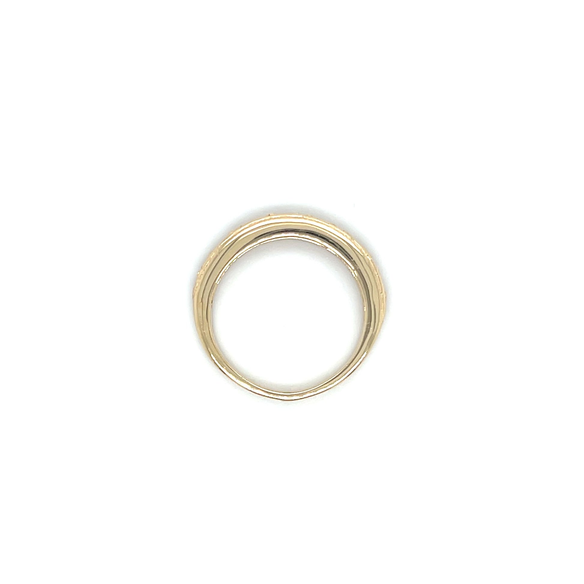 Filigree 3mm Ring with Milgrain Details in 14K Yellow Gold. Top View.