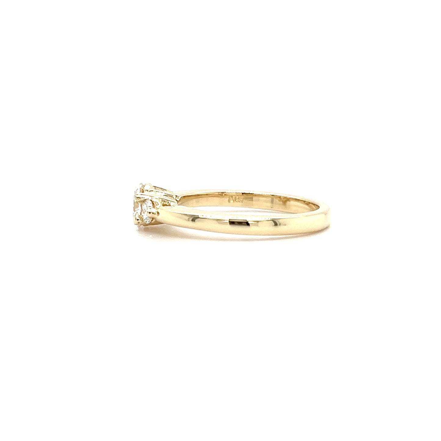 Three Stone Ring with 0.63ctw of Diamonds in 14K Yellow Gold