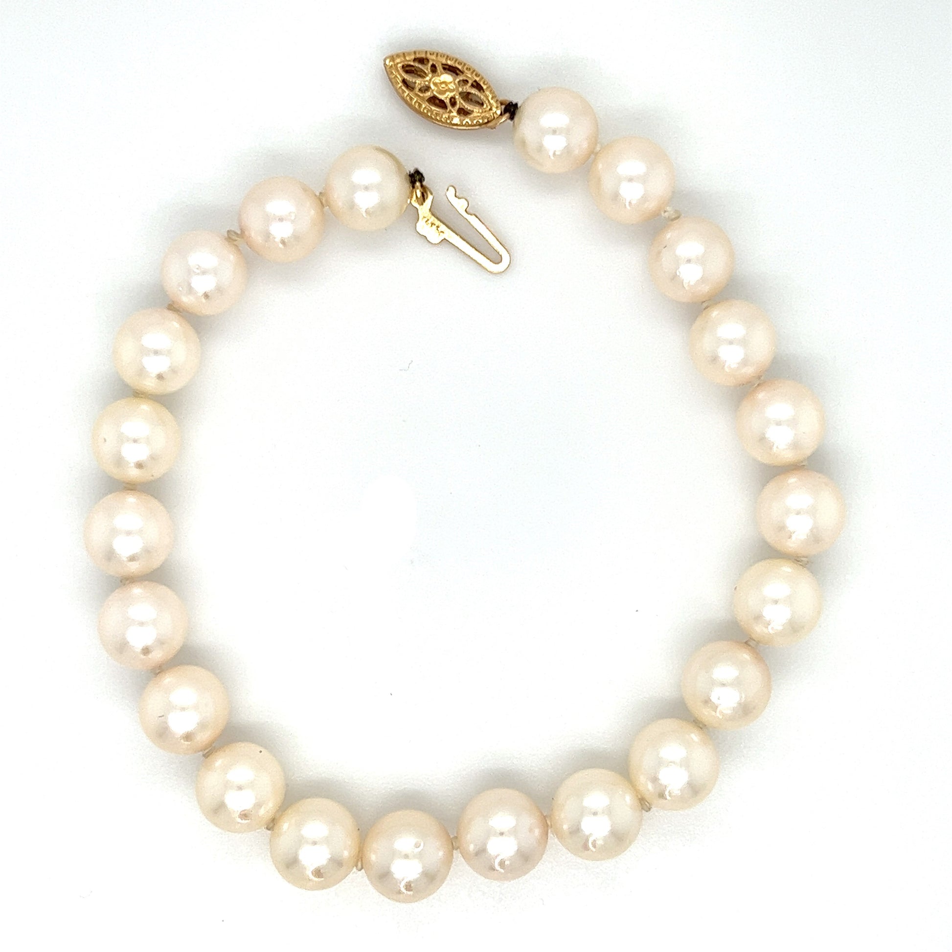 Pearl Bracelet with Twenty-Two 7mm White Pearls in 14K Yellow Gold Top View