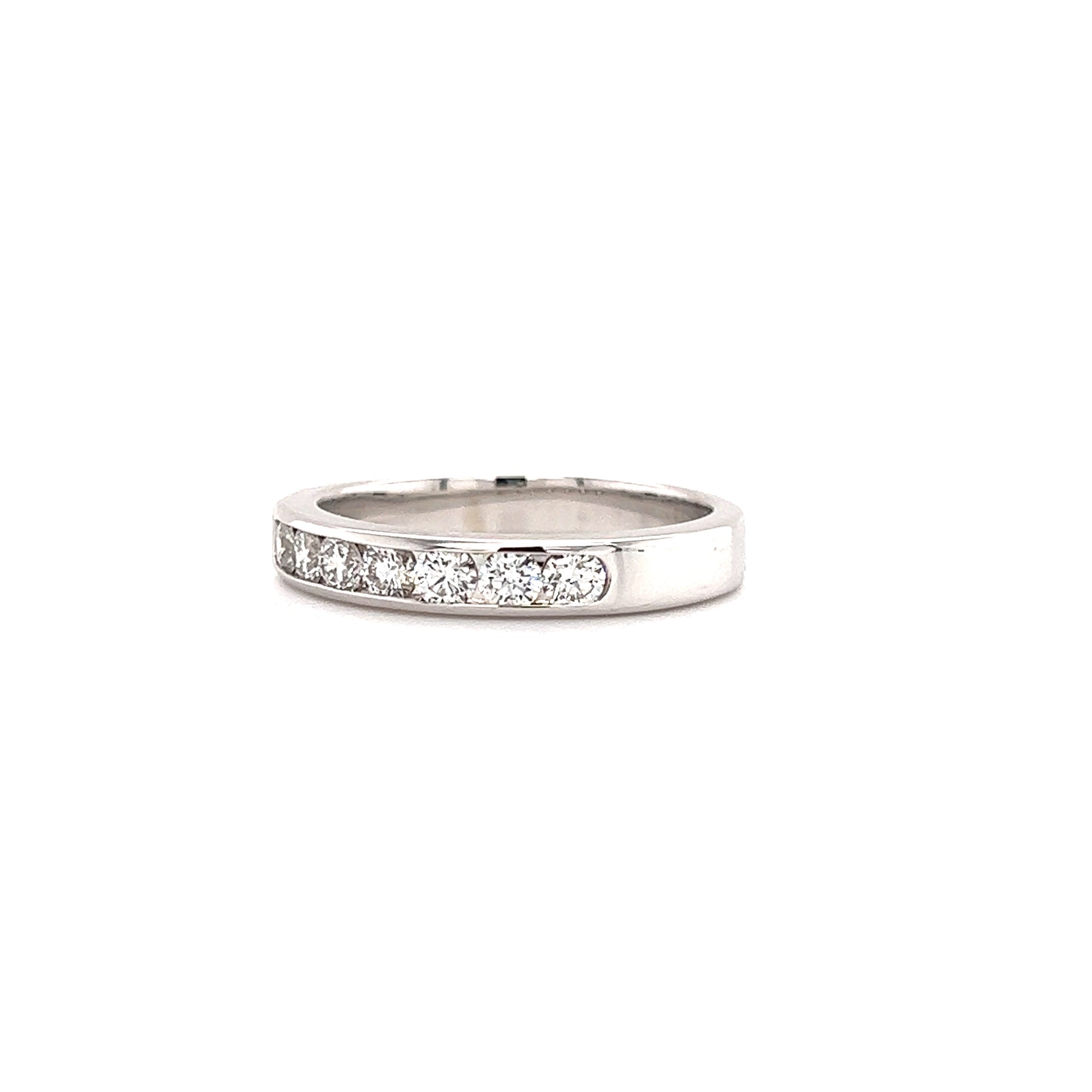 Diamond ring with 0.63ct of Diamonds in 14K White Gold Right Side View