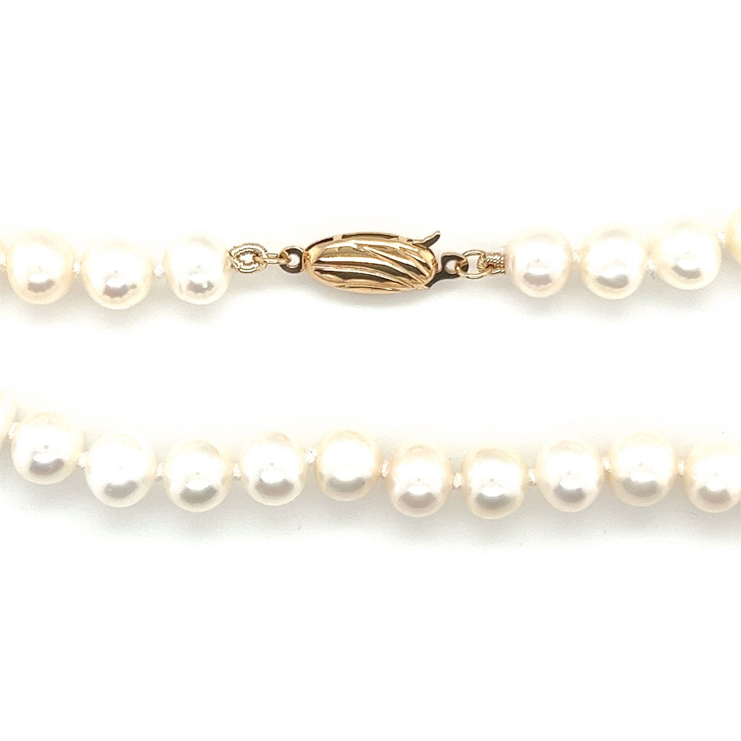 Cultured Freshwater Pearl Necklace with 14K Yellow Gold Clasp Closed Clasp View
